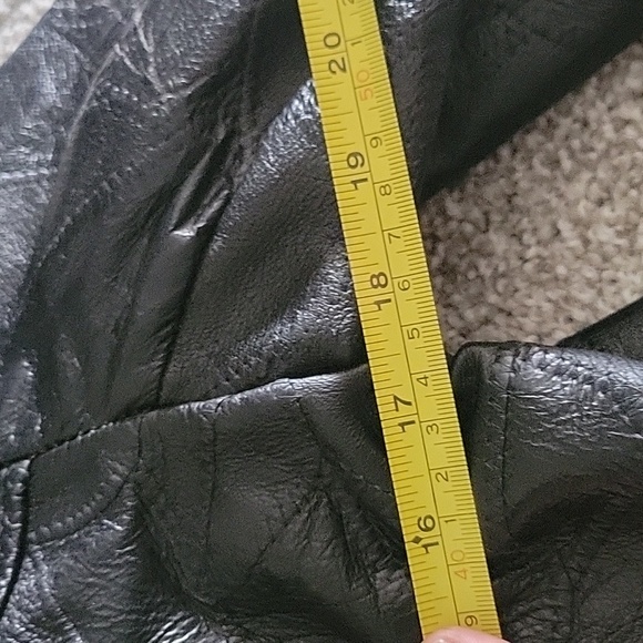 Vintage Leather & Soul button up leather blazer - Picture 8 of 11